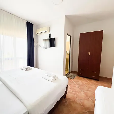 Lasko Golem (Tirana)