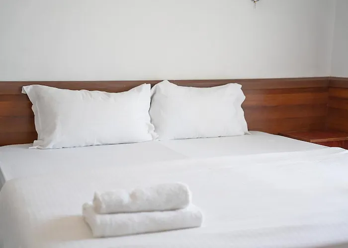 Hotel Lasko Golem (Tirana)